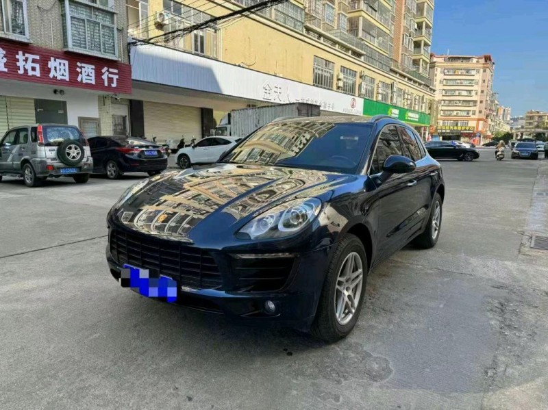 珠海17年保时捷Macan9