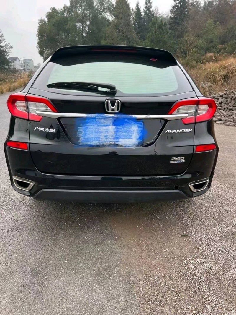 重庆19年本田冠道5