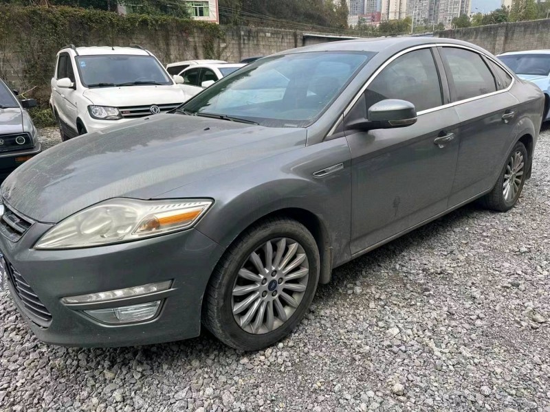 重庆12年福特蒙迪欧-致胜2