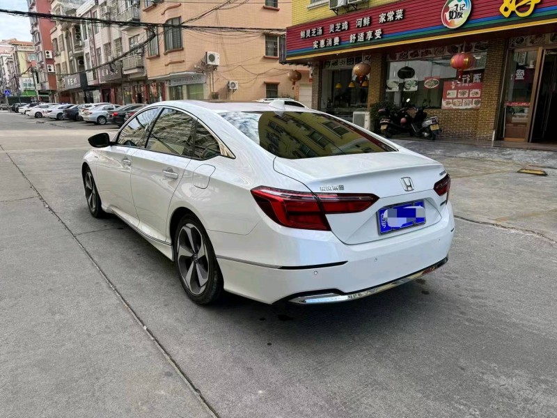 珠海20年本田雅阁2