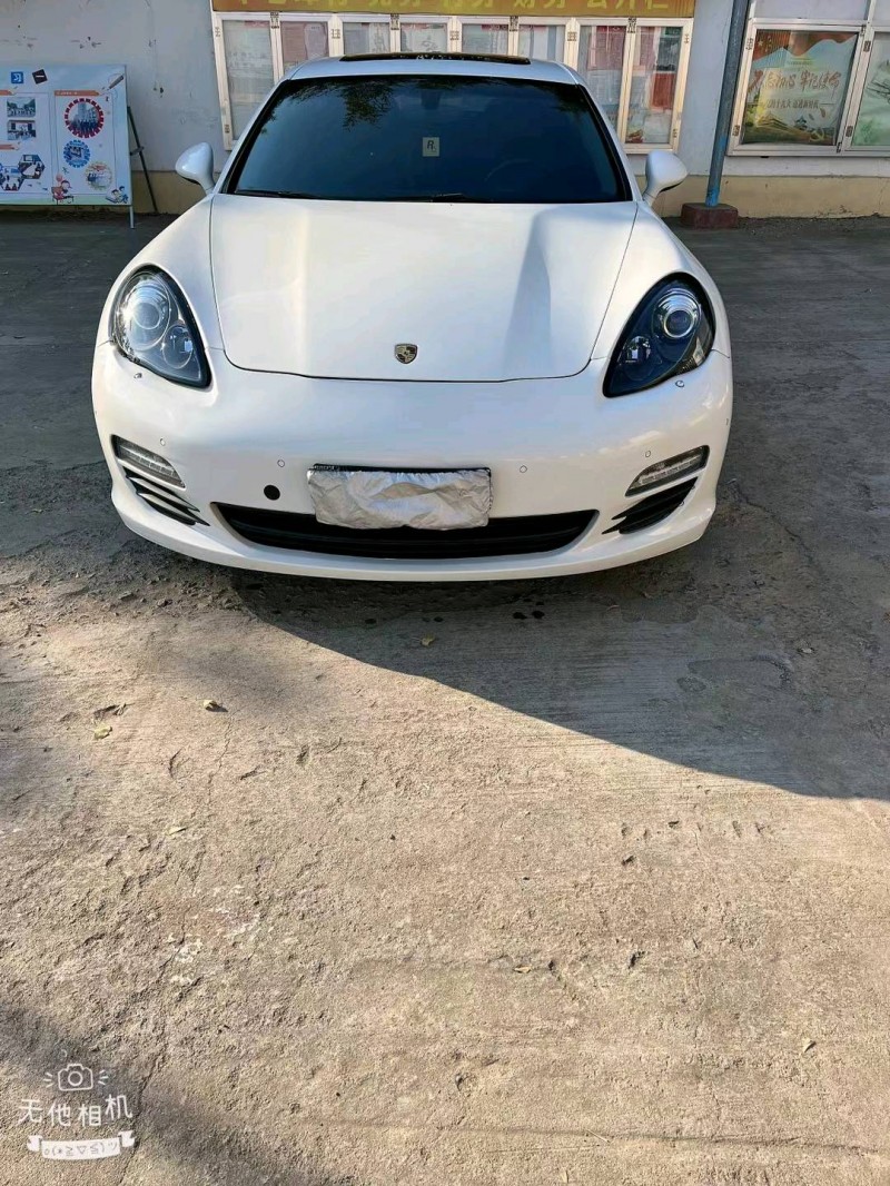 潍坊11年保时捷帕拉梅拉1
