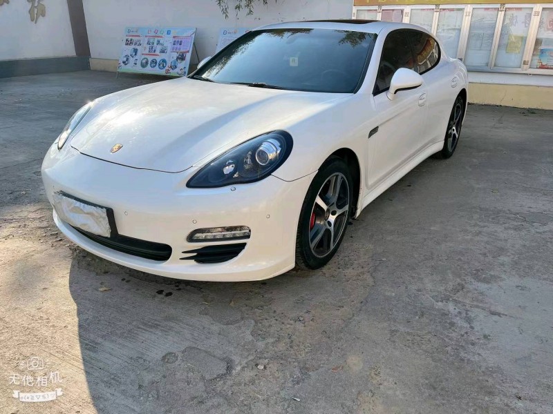 潍坊11年保时捷帕拉梅拉2