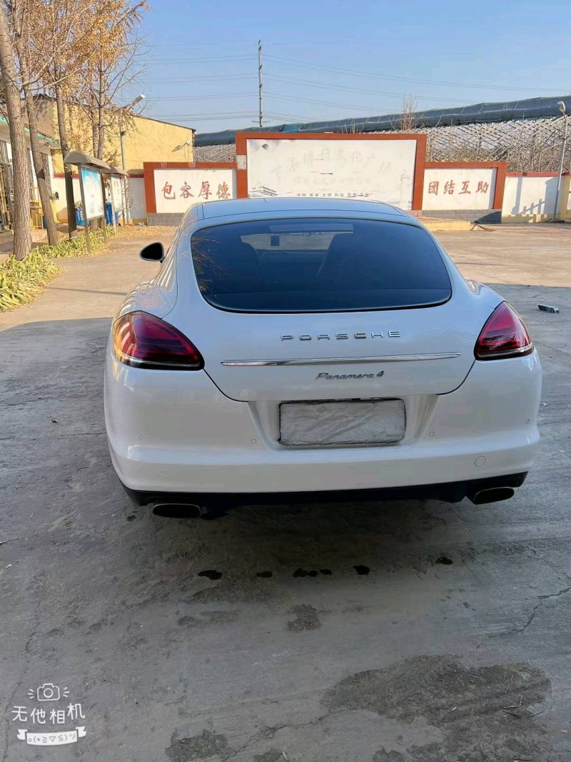 潍坊11年保时捷帕拉梅拉6