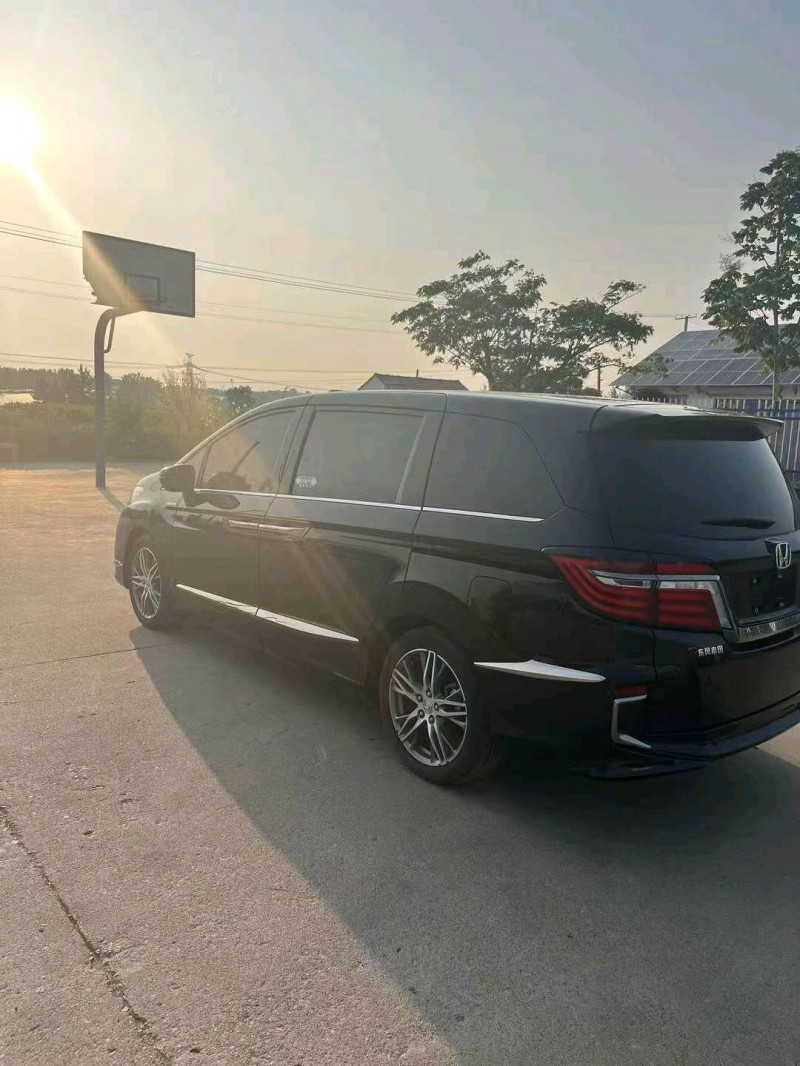 潍坊21年本田艾力绅5