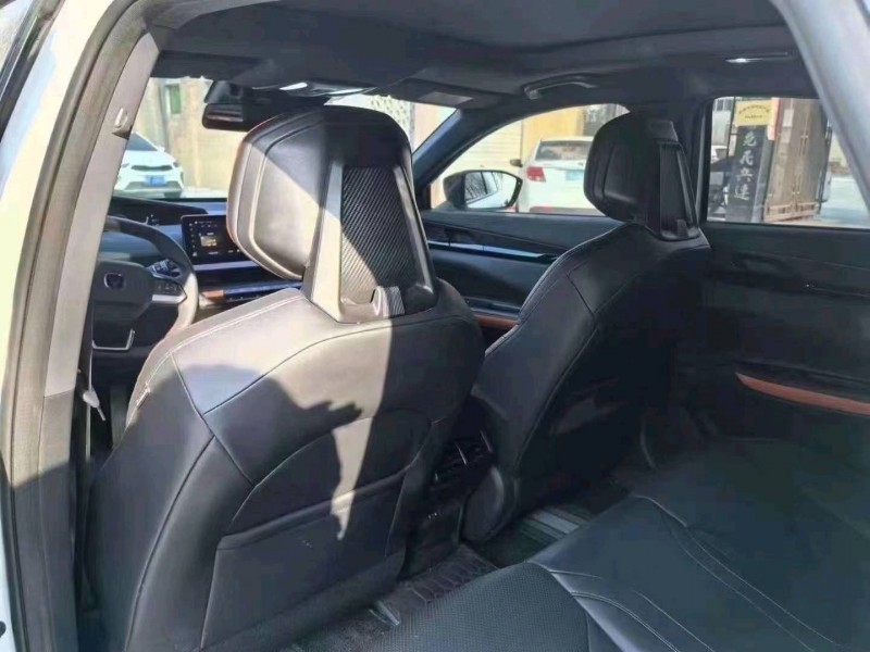 邯郸23年长安汽车UNI-V6