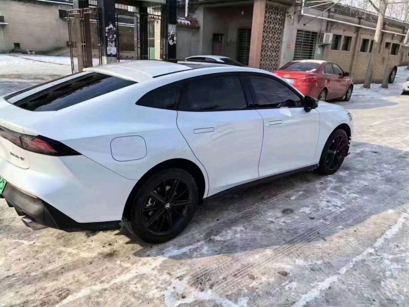 邯郸23年长安汽车UNI-V7