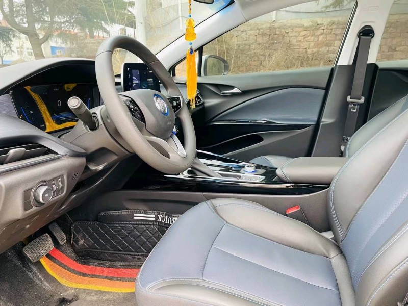 烟台23年别克微蓝6