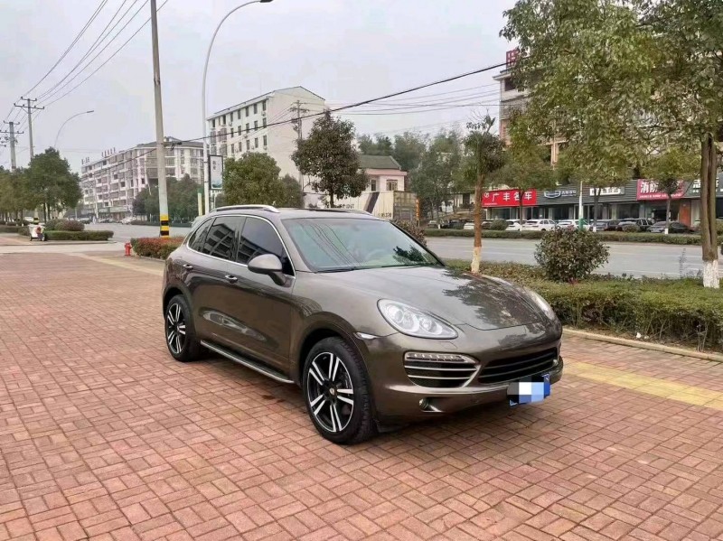 邵阳13年保时捷卡宴2