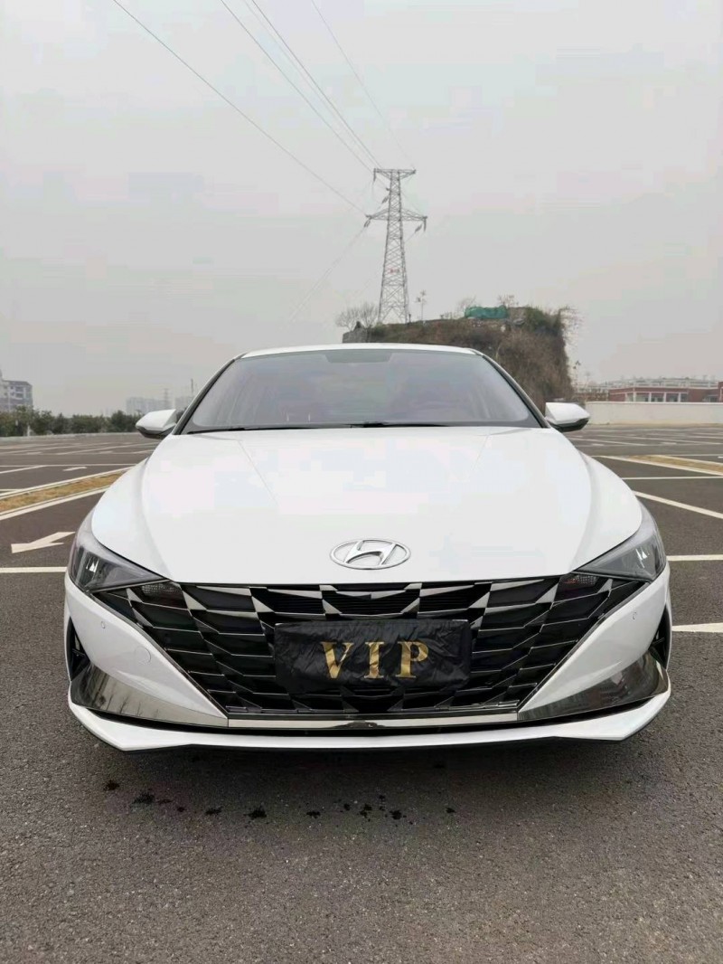 宜昌22年現代伊蘭特1