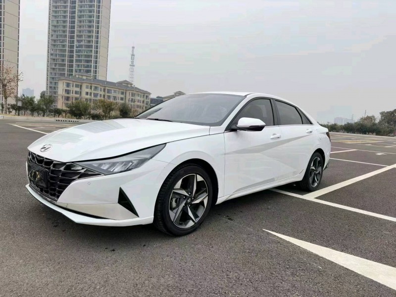 宜昌22年現代伊蘭特2