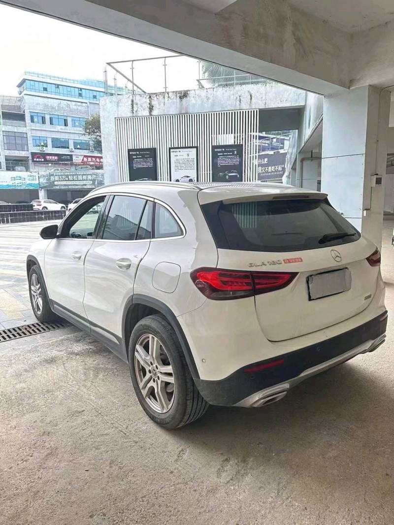 东营21年奔驰GLA3