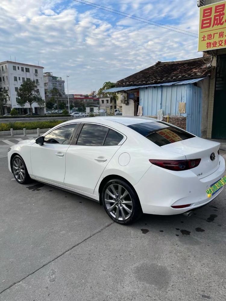 深圳19年马自达昂克赛拉9