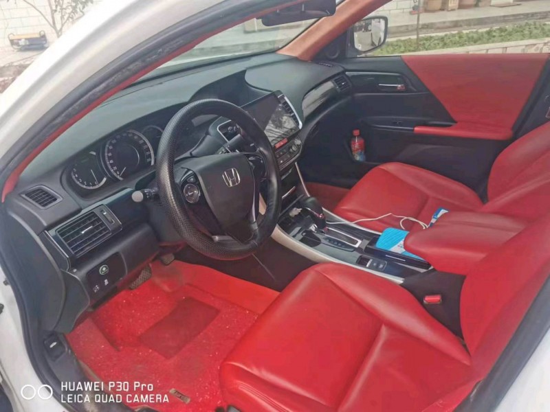 汕头18年本田雅阁5