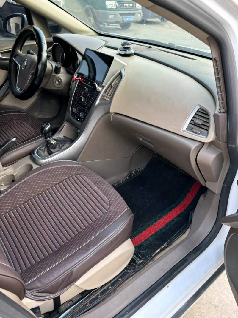 徐州14年别克英朗6