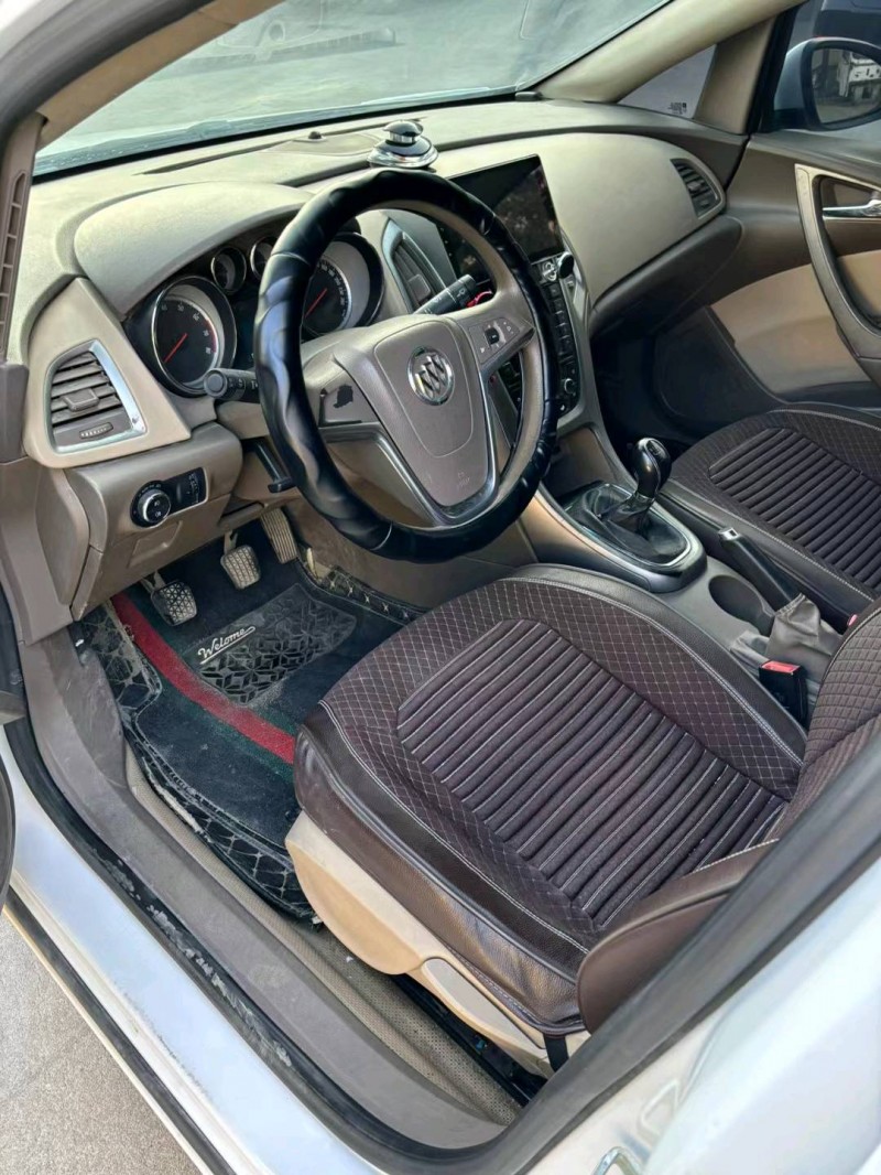 徐州14年别克英朗8