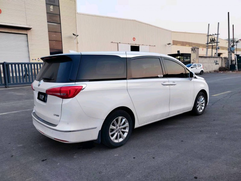 徐州19年别克GL85