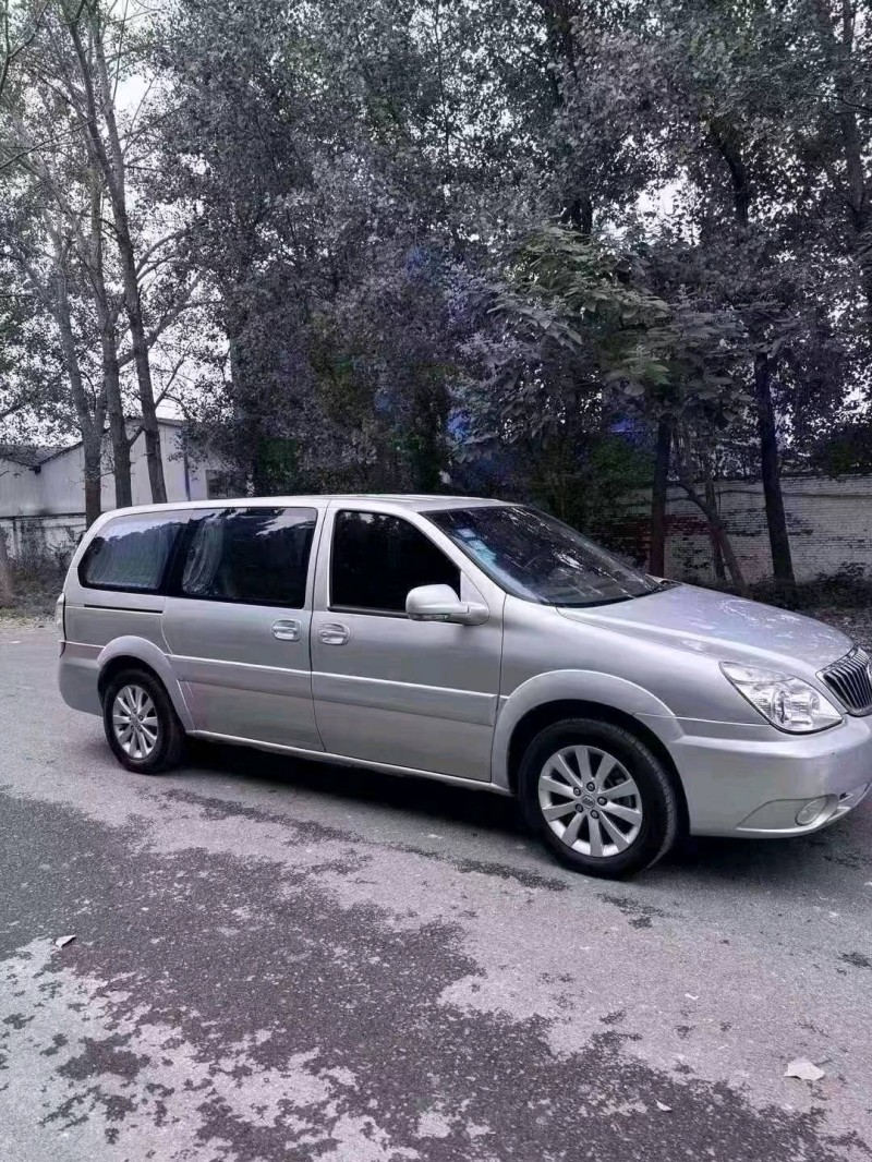 菏泽13年别克GL82