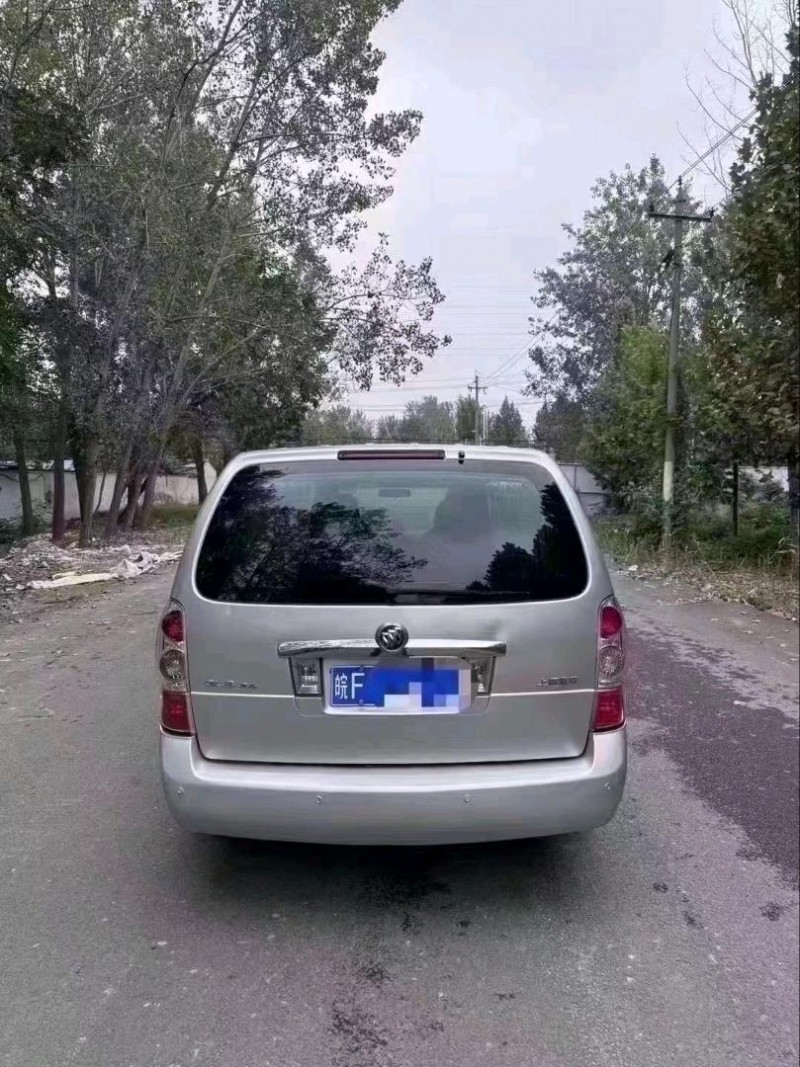 菏泽13年别克GL89