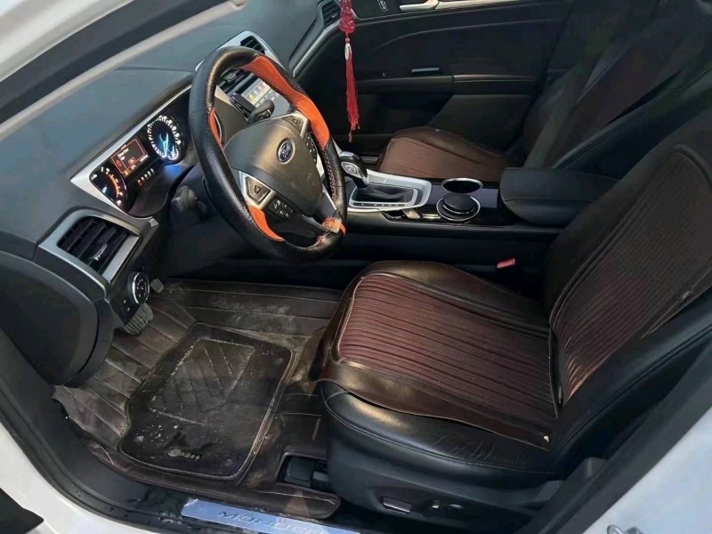 济宁16年福特蒙迪欧4