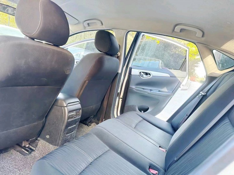 北京20年日产轩逸4