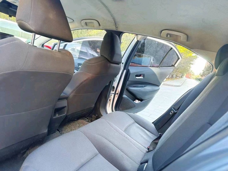 北京20年丰田卡罗拉5