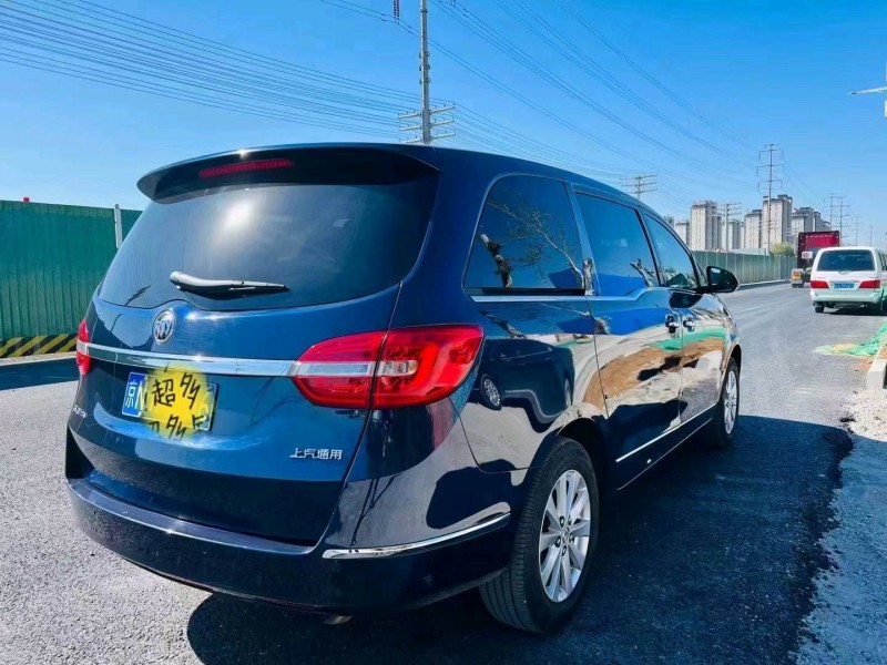 北京17年别克GL88