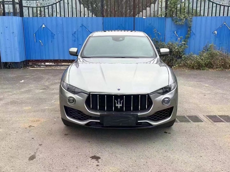 青岛18年玛莎拉蒂Levante1