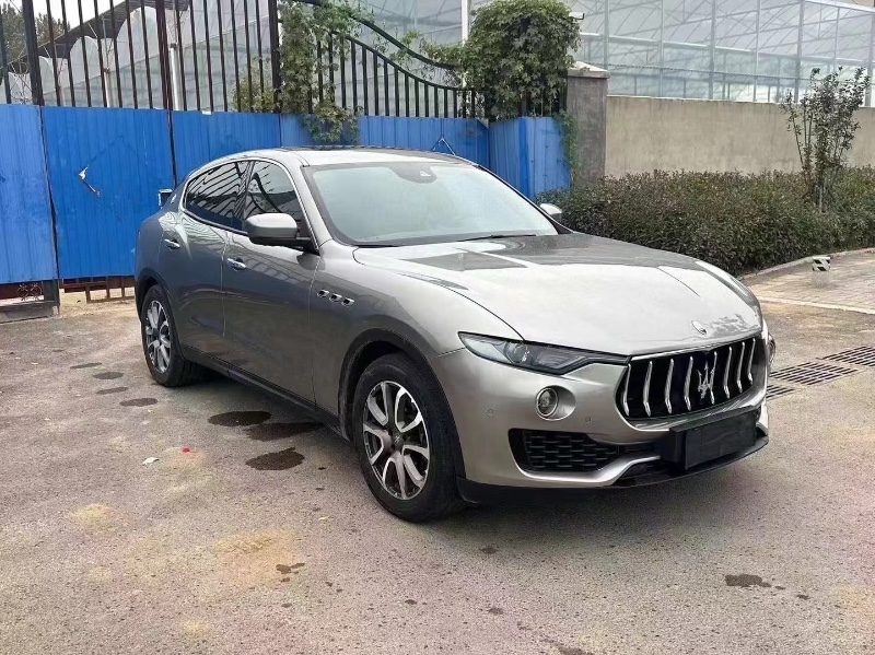 青岛18年玛莎拉蒂Levante4