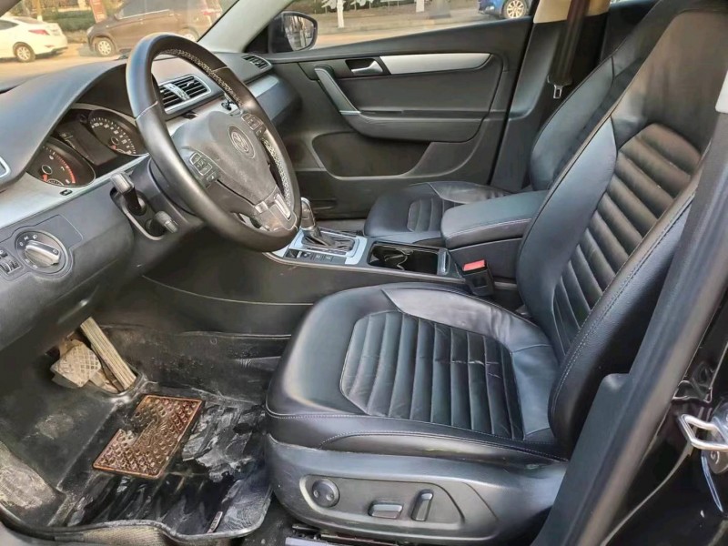 济宁15年大众迈腾5