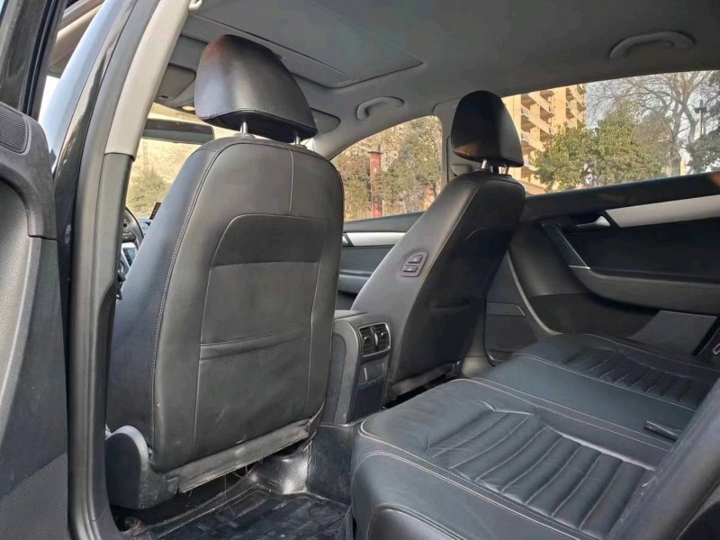 济宁15年大众迈腾6