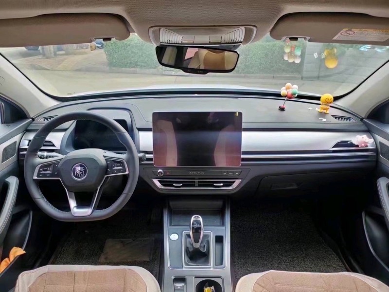 济宁19年比亚迪秦4