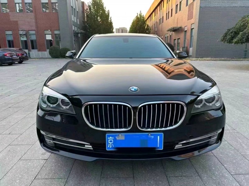 北京13年宝马7系1