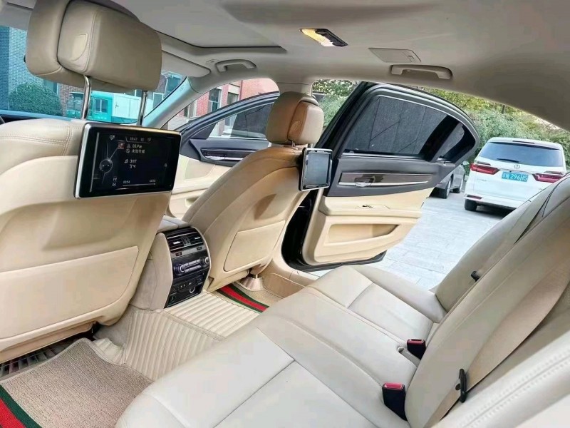 北京13年宝马7系5