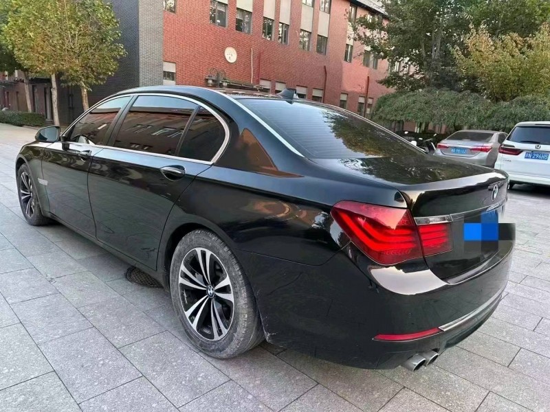 北京13年宝马7系7