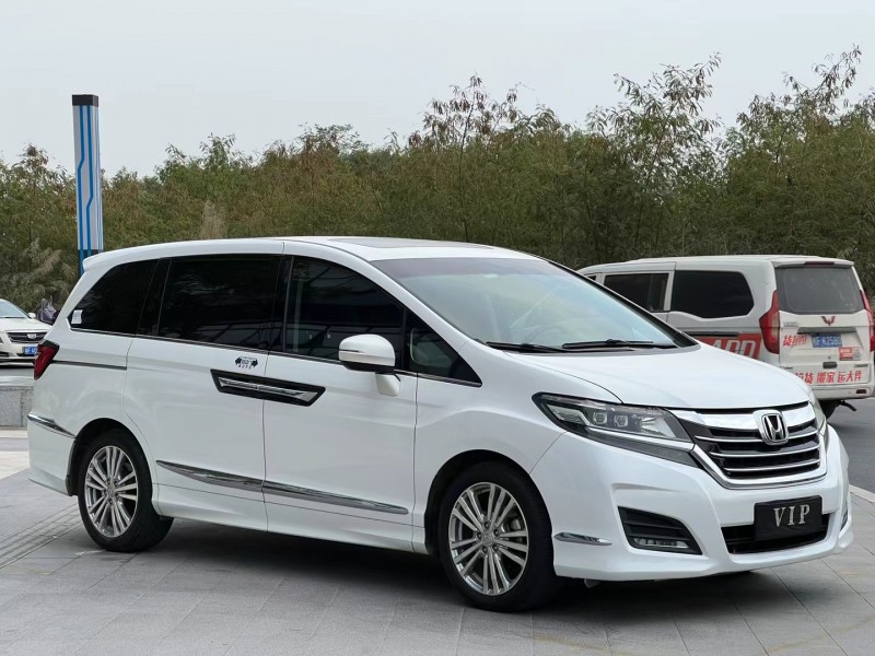 东莞17年本田艾力绅2