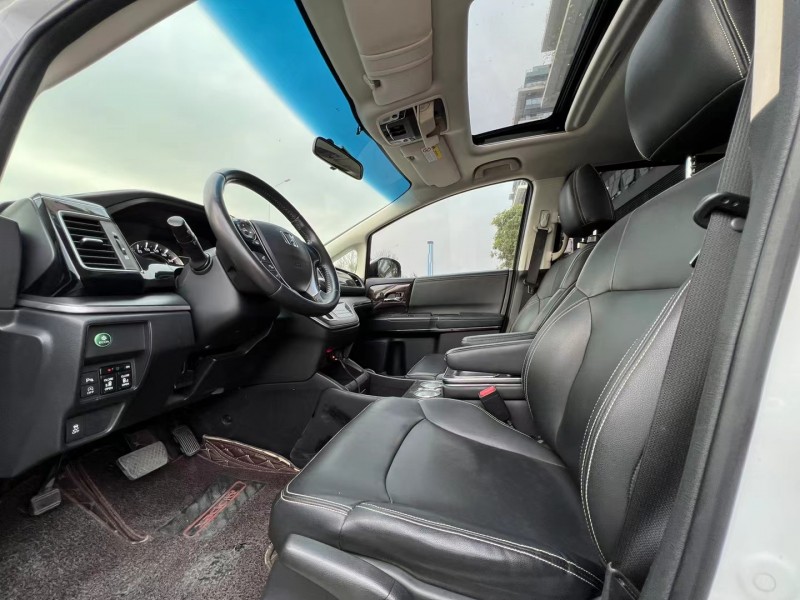 东莞17年本田艾力绅7