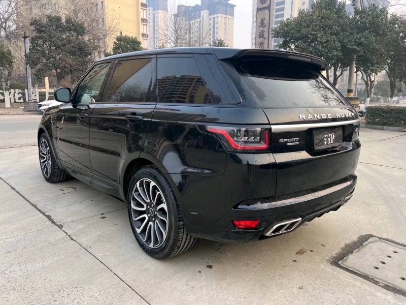 济宁15年路虎揽胜运动8