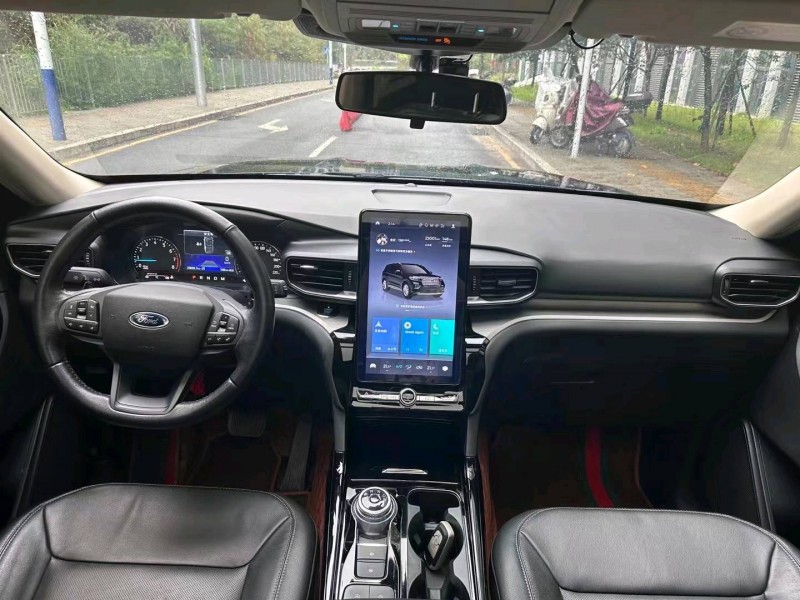 广州21年福特探险者5