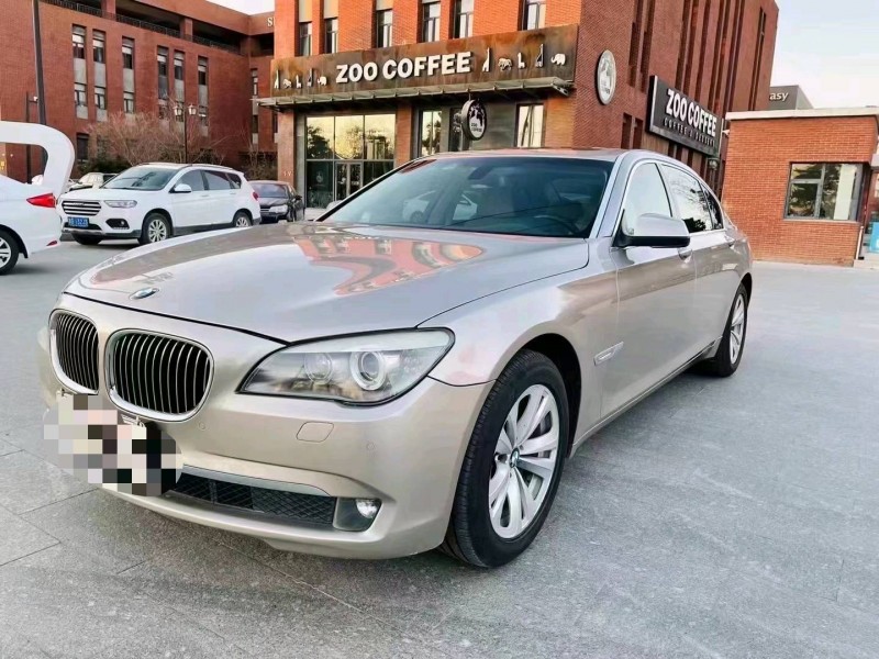 北京11年宝马7系3