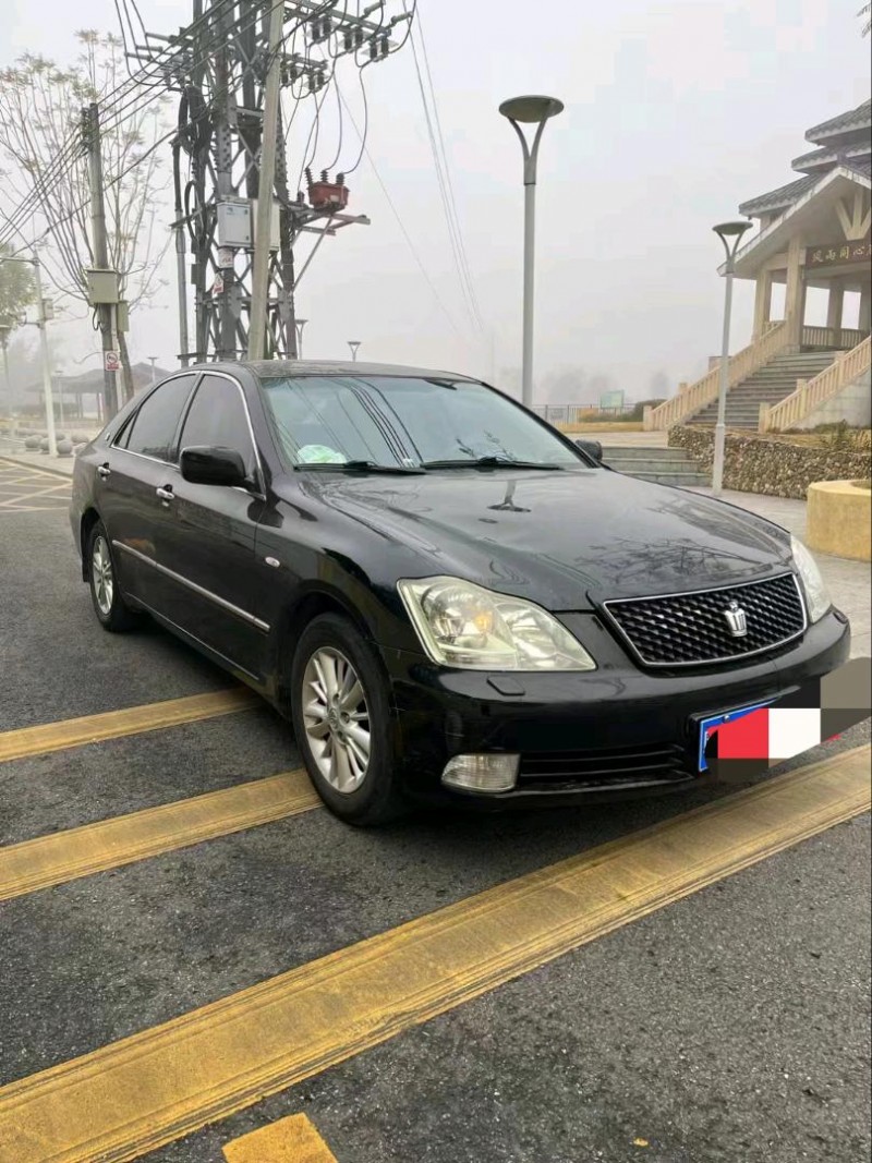 广州06年丰田皇冠2