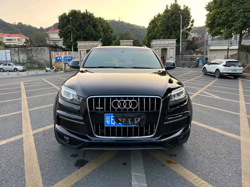 深圳12年奥迪Q71