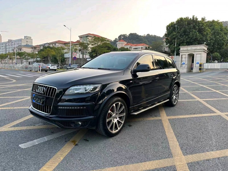 深圳12年奥迪Q72