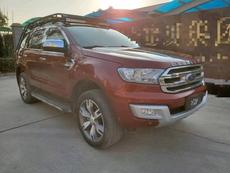 济宁17年福特撼路者2