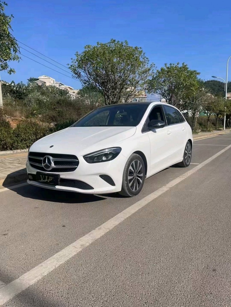 黔西南21年奔馳B2