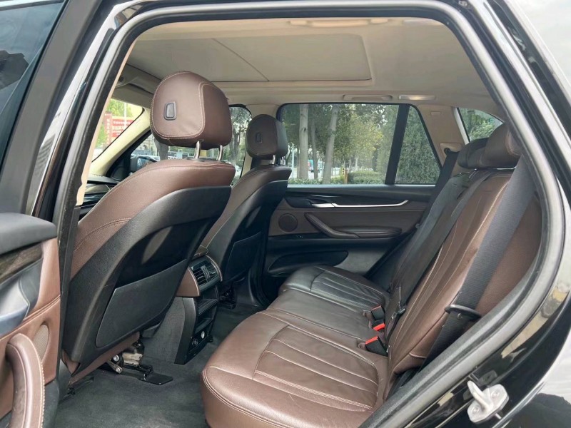 济宁15年宝马X56