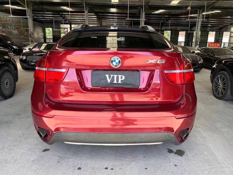 济宁12年宝马X69