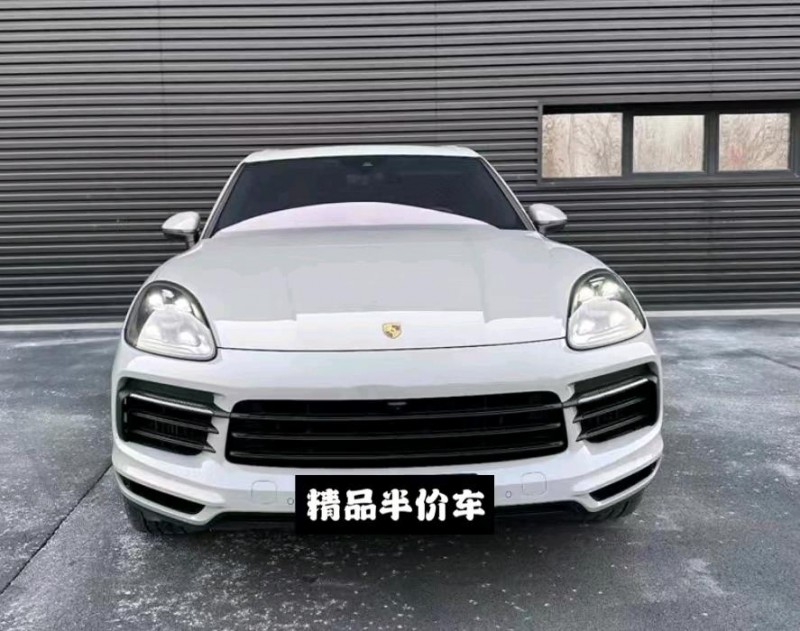 广州22年保时捷卡宴1