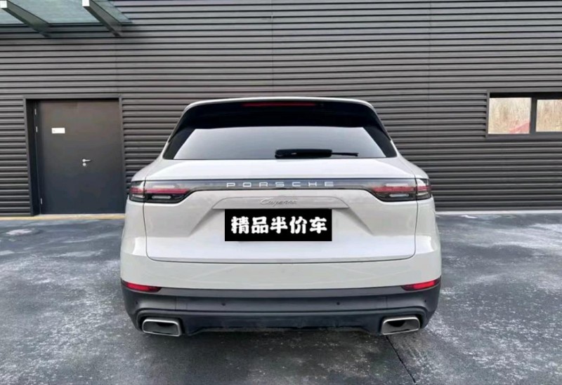 广州22年保时捷卡宴6