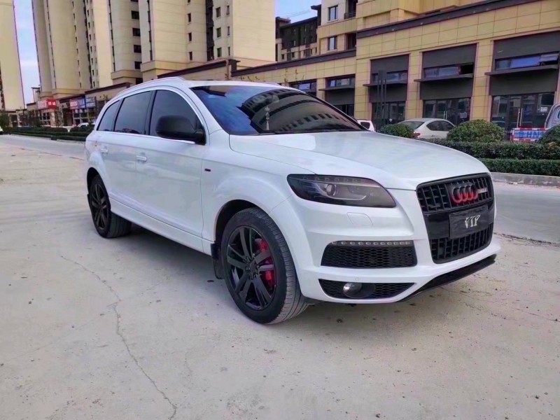 济宁13年奥迪Q72