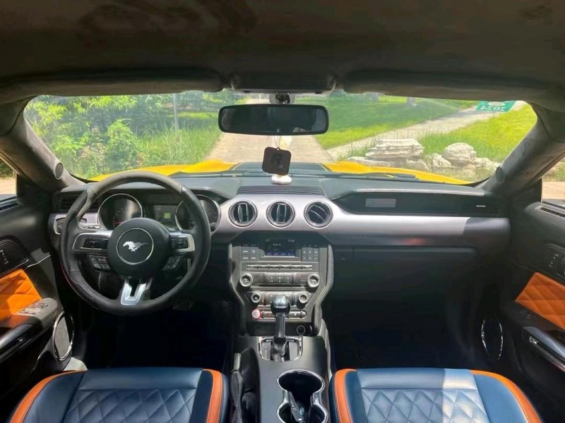 邢台16年福特野马5